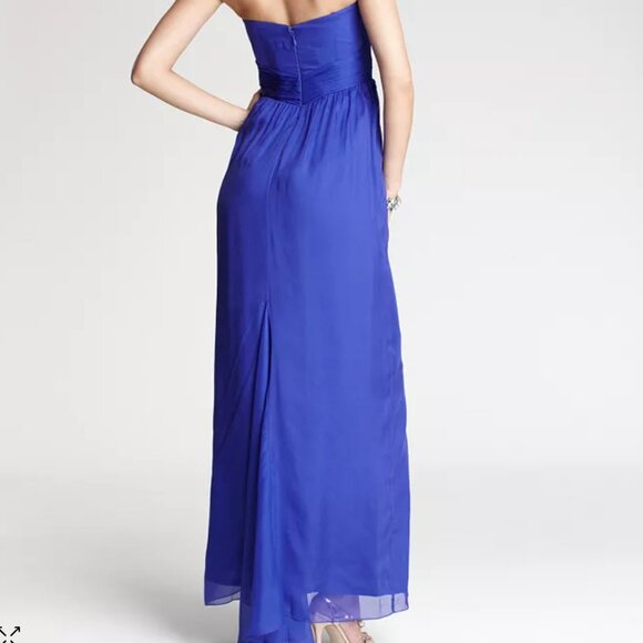 Nicole Miller New York Ruffle Strapless Gown - Picture 2 of 8